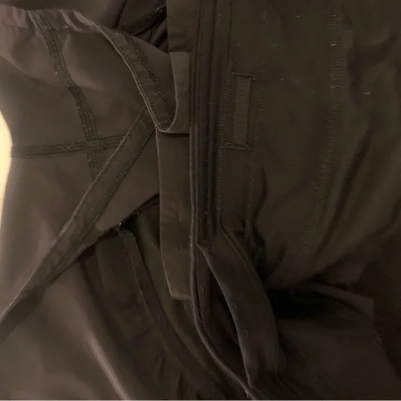 Lululemon Speed Up Shorts 2.5” - Picture 9 of 13